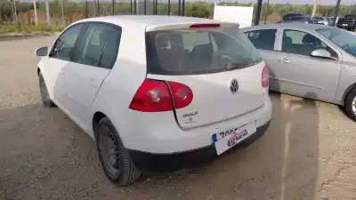 Veículo de Sucata volkswagen golf v (1k1) 1.6 do ano 2005 alimentado bgu,bse,bsf