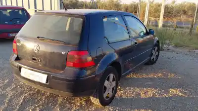 Veículo de Sucata volkswagen golf iv (1j1) 1.6 do ano 1999 alimentado akl