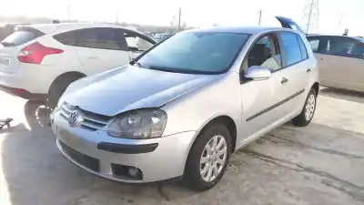 Scrapping Vehicle VOLKSWAGEN GOLF V (1K1)  of the year 2004 powered BKC