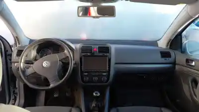 Scrapping Vehicle volkswagen golf v (1k1) 1.9 tdi of the year 2004 powered bkc