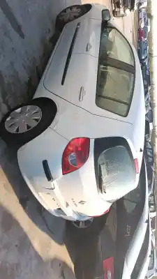 Scrapping Vehicle renault clio iii (br0/1, cr0/1) 1.2 16v (br02, br0j, br11, cr02, cr0j, cr11) of the year 2007 powered d4f 740