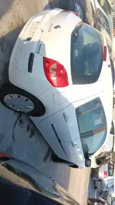 Scrapping Vehicle renault clio iii (br0/1, cr0/1) 1.2 16v (br02, br0j, br11, cr02, cr0j, cr11) of the year 2007 powered d4f 740