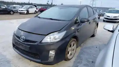 Scrapping Vehicle TOYOTA PRIUS (_W3_)  of the year 2010 powered 2ZR FXE