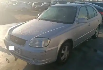 Sloopvoertuig HYUNDAI ACCENT II (LC)  van het jaar 2005 aangedreven G4EA
