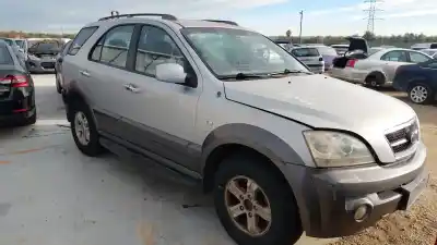 Véhicule à la ferraille kia sorento i (jc) 2.5 crdi de l'année 2003 alimenté d4cb