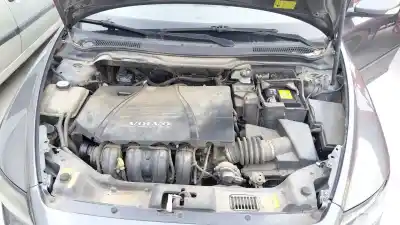 Véhicule à la ferraille VOLVO V50 (545)  de l'année 2011 alimenté B 4184 S11