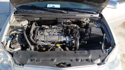 Veículo de Sucata toyota corolla (_e12_) 2.0 d-4d (cde120r_, cde120l_) do ano 2004 alimentado 1cd-ftv