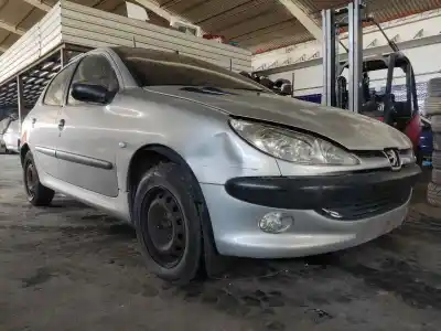 Veículo de Sucata PEUGEOT 206 BERLINA X-Line do ano 2001 alimentado WJY