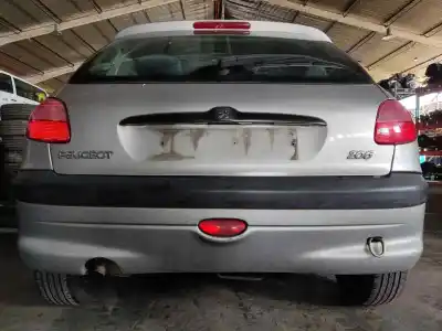 Veículo de Sucata peugeot 206 berlina x-line do ano 2001 alimentado wjy