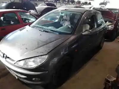 Veículo de Sucata peugeot 206 berlina 206 5p xr 75 do ano 1999 alimentado g-kfx