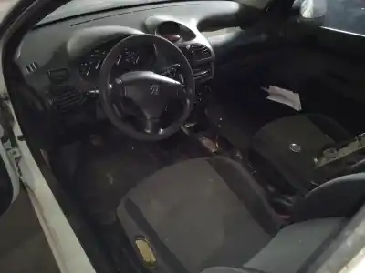 Veículo de Sucata peugeot 206 berlina e-music do ano 2008 alimentado 8hz