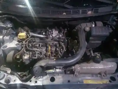 Sloopvoertuig nissan micra (k12e) city (d) van het jaar 2003 aangedreven k9k