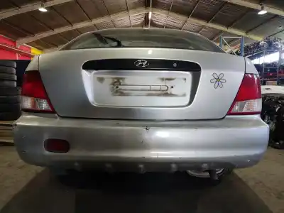 Veicolo di demolizione hyundai accent (lc) gl 4p dell'anno 2001 alimentato g4ea