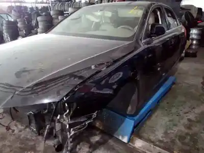 Veículo de Sucata audi a4 b8 (8k2) 2.0 tdi do ano 2008 alimentado cag