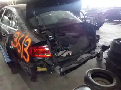 Veículo de Sucata audi a4 b8 (8k2) 2.0 tdi do ano 2008 alimentado cag