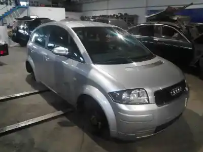 Veículo de Sucata audi a2 (8z0) 1.4 do ano 2001 alimentado aua