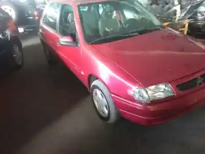 Veículo de Sucata citroen saxo 1.5 diesel do ano 1999 alimentado vjz