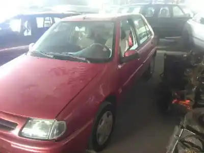 Veículo de Sucata citroen saxo 1.5 diesel do ano 1999 alimentado vjz