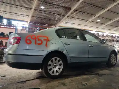 Veicolo di demolizione VOLKSWAGEN PASSAT B6 (3C2) 2.0 TDI 16V dell'anno 2006 alimentato BKP