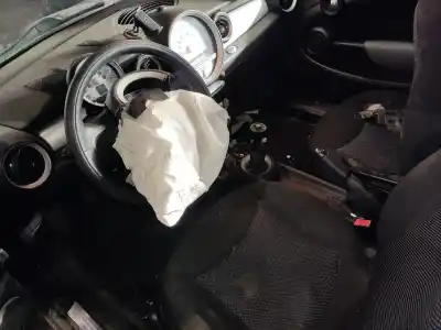 Veículo de Sucata bmw mini (r56) n12 do ano 2008 alimentado n12