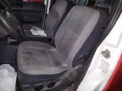 Здавання транспортного засобу ford transit connect (tc7) furgón (2006->) року 2010 потужний r3pa