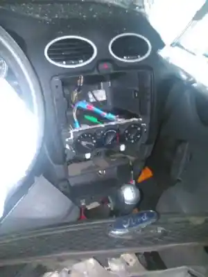 Veículo de Sucata ford focus berlina (cap) 1.8 tdci turbodiesel cat do ano 2007 alimentado kkda