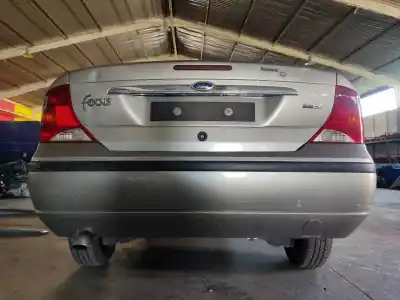 Scrapping Vehicle ford focus berlina (cak) ghia of the year 2003 powered f9da