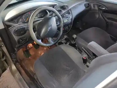 Scrapping Vehicle ford focus berlina (cak) ghia of the year 2003 powered f9da