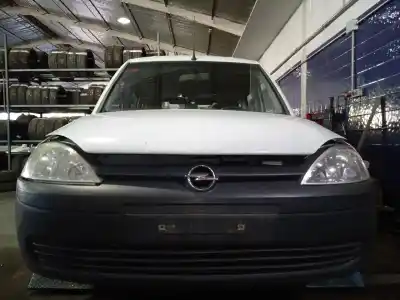 Scrapping Vehicle opel corsa c furgoneta/hatchback (x01) 1.7 di 16v (f08, w5l) of the year 2003 powered y17dtl