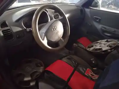 Véhicule à la ferraille hyundai accent (lc) gl 4p de l'année 2000 alimenté 4eh