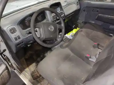 Scrapping Vehicle nissan pick-up (d22) td doble cabina rally raid 4x4 of the year 2003 powered yd25ddti