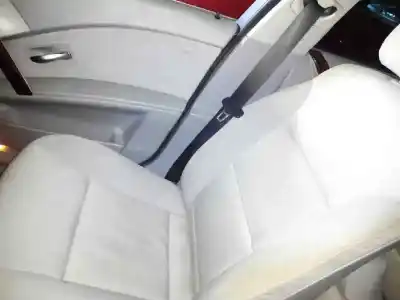 Véhicule à la ferraille bmw serie 5 touring (e61) 530d de l'année 2005 alimenté m57