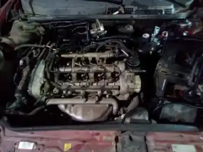 Veículo de Sucata alfa romeo 147 (190) 1.9 jtd 16v cat do ano 2004 alimentado 192a5000