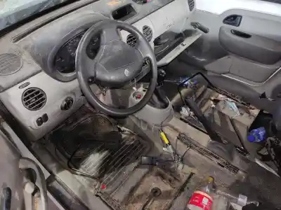 Scrapping Vehicle renault kangoo (f/kc0) alize 58 cv / 43 kw of the year 2001 powered 
