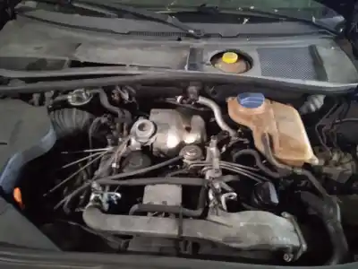 Veículo de Sucata audi a6 berlina (4b2) 2.5 v6 24v tdi do ano 2002 alimentado afb