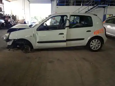 Утилизация автомобиля renault clio ii fase ii (b/cb0) base authentique 82 cv / 60 kw года 2004 питание k9k702