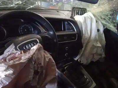 Veículo de Sucata AUDI A4 B8 (8K2) 2.0 TDI do ano 2013 alimentado CJCB