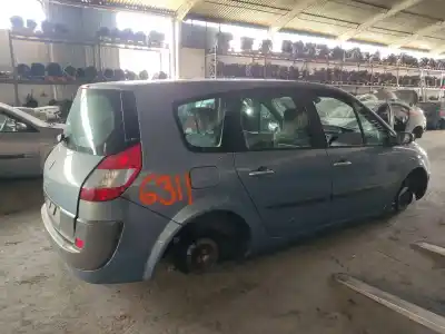 Veículo de Sucata renault scenic ii i- music do ano 2006 alimentado f9qee804