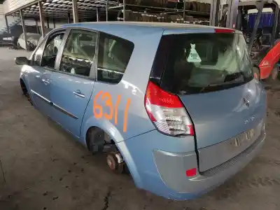 Veículo de Sucata renault scenic ii i- music do ano 2006 alimentado f9qee804