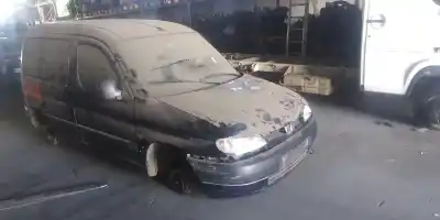 Здавання транспортного засобу PEUGEOT PARTNER (S1) Break року 2000 потужний WJZ