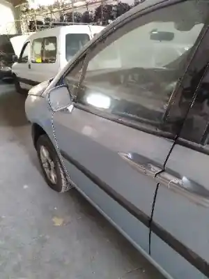 Veículo de Sucata peugeot 807 sr pack do ano 2018 alimentado rhw