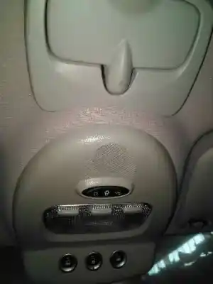 Veículo de Sucata peugeot 807 sr pack do ano 2018 alimentado rhw