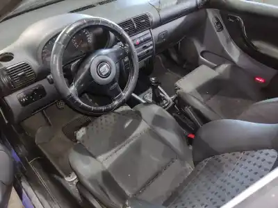 Здавання транспортного засобу seat leon (1m1) 1.9 tdi року 2002 потужний asv