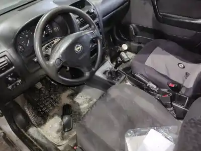 Veículo de Sucata OPEL ASTRA G BERLINA Club do ano 2002 alimentado Y17DT