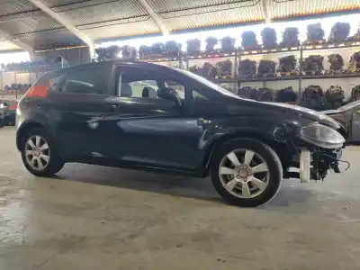 Sloopvoertuig seat leon (1p1) comfort limited van het jaar 2007 aangedreven bxe