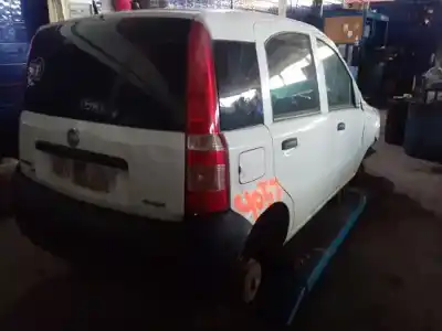 Veículo de Sucata fiat panda (169) 1.3 16v jtd dynamic do ano 2007 alimentado 188a8000