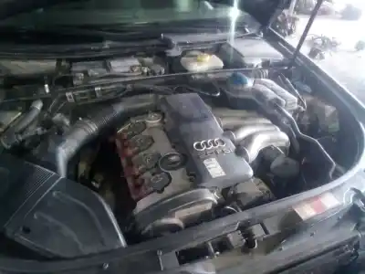 Veículo de Sucata audi a4 berlina (8e) 2.0 16v fsi do ano 2003 alimentado awa