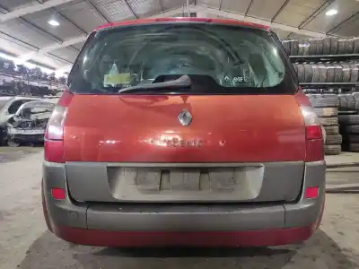 Veículo de Sucata renault scenic ii confort dynamique do ano 2004 alimentado f9q812