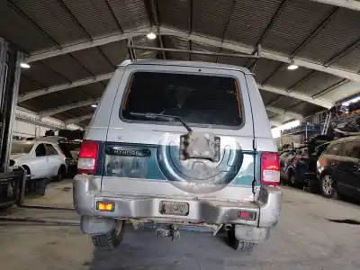 Verschrottungsfahrzeug mitsubishi galloper (hyundai) 2.5 turbodiesel des jahres 1998 angetrieben d4bh