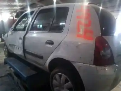 Здавання транспортного засобу RENAULT CLIO II FASE II (B/CB0) Pack Authentique року 2007 потужний K9K 17